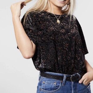 FREE PEOPLE Teddy Tee Cheetah Combo Oversized Loose Fit Velvet Tee Size XS